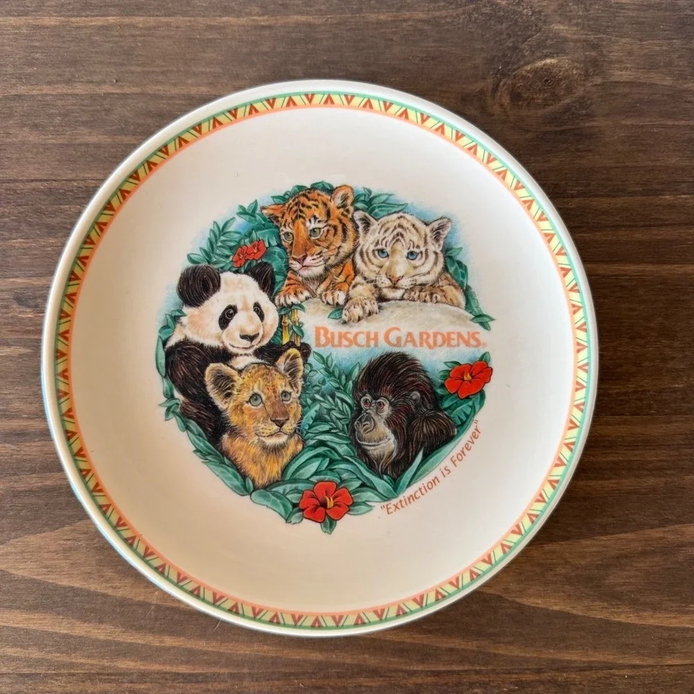 Vintage Busch Gardens Animal Plastic Plate‎ Panda Tiger Lion Gorilla Safari
